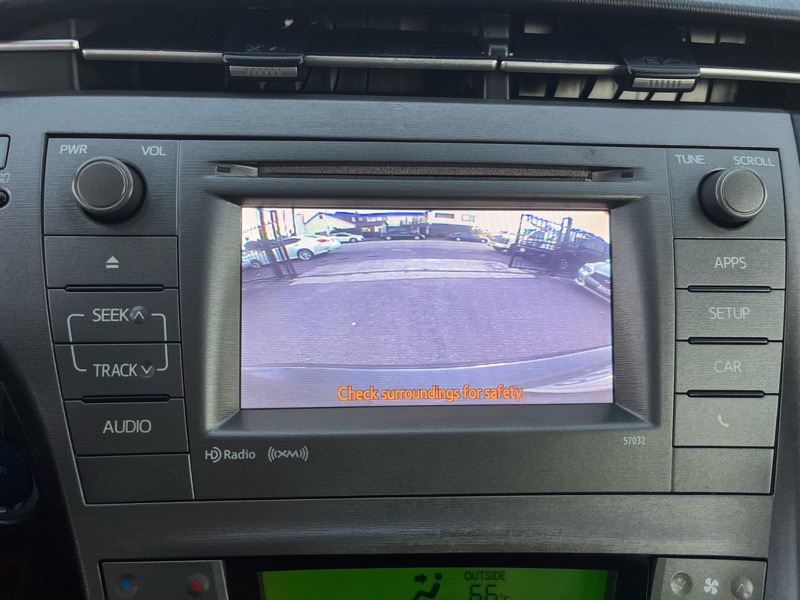 Toyota Prius Prius V 2012