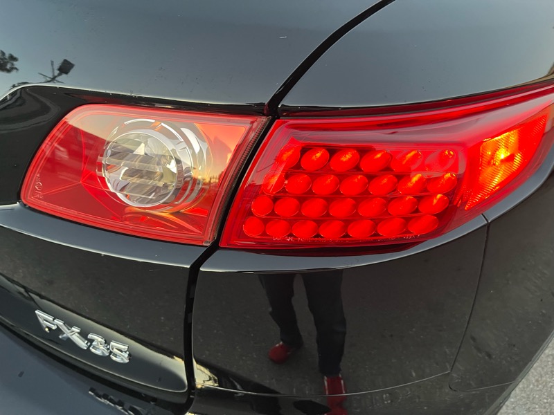 Infiniti FX FX35 2WD 2007