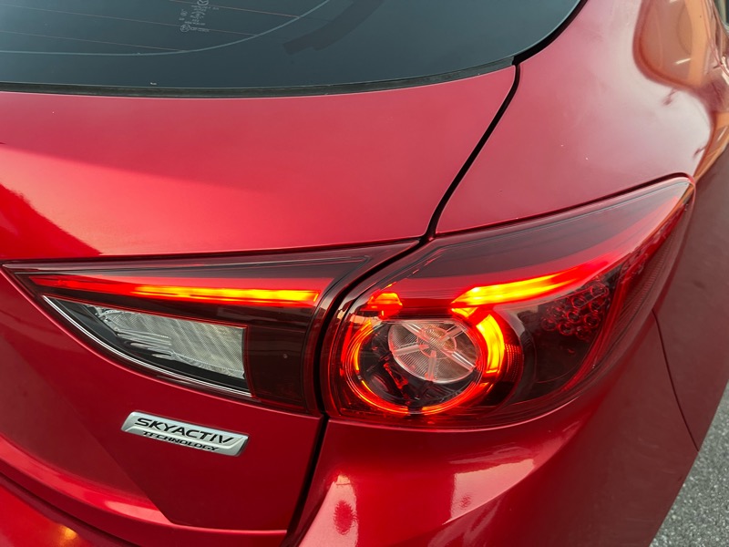 Mazda MAZDA3 s Grand Touring AT 5-Door 2014