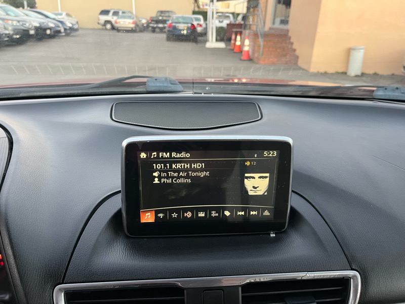 Mazda MAZDA3 s Grand Touring AT 5-Door 2014