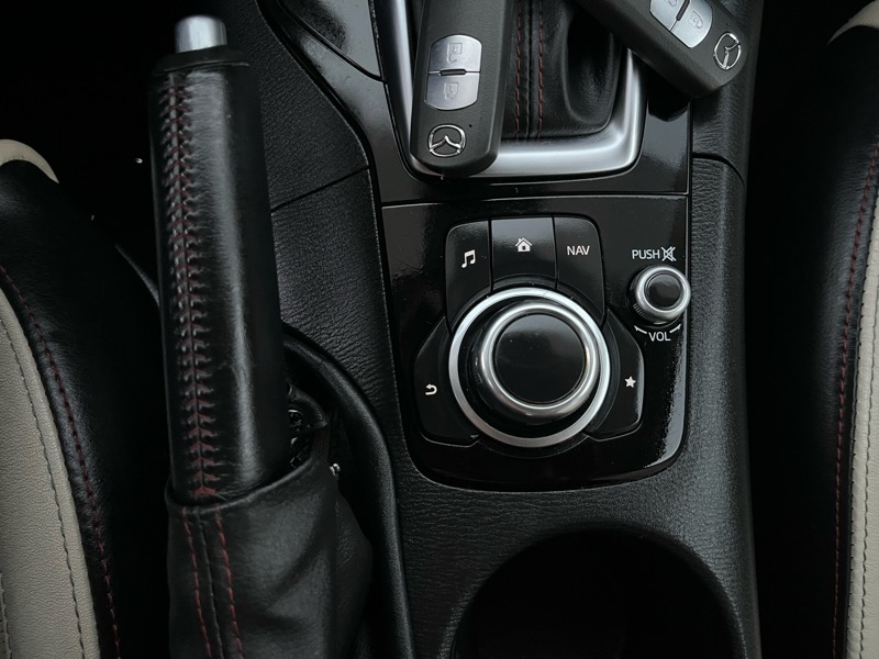 Mazda MAZDA3 s Grand Touring AT 5-Door 2014