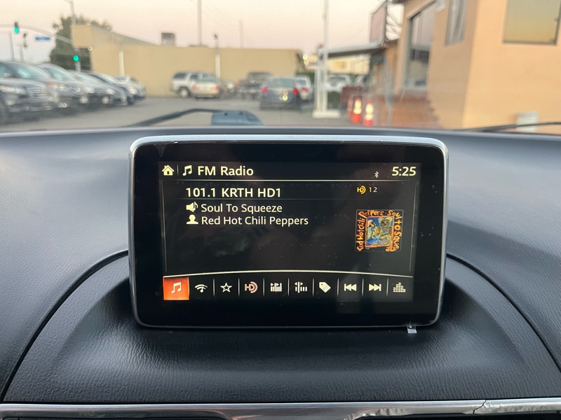 Mazda MAZDA3 s Grand Touring AT 5-Door 2014