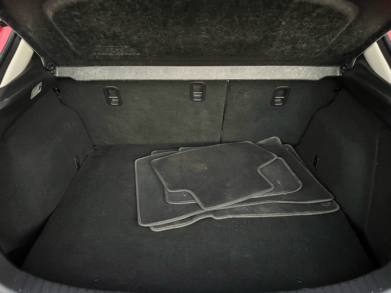 Mazda MAZDA3 s Grand Touring AT 5-Door 2014