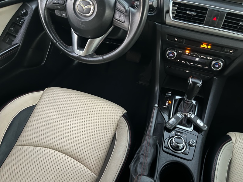 Mazda MAZDA3 s Grand Touring AT 5-Door 2014