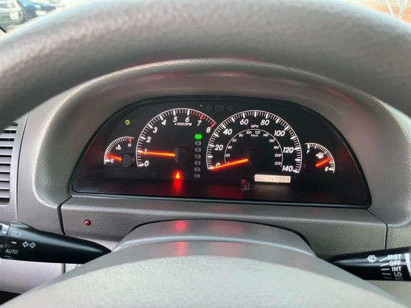 Toyota Camry LE 2005