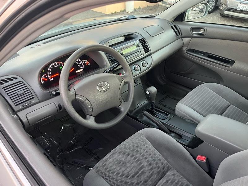 Toyota Camry LE 2005