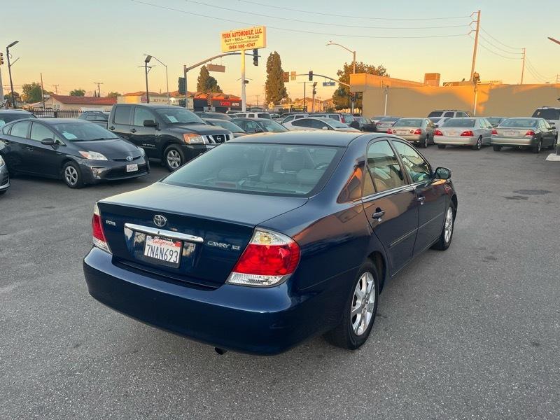 Toyota Camry Standard 2006