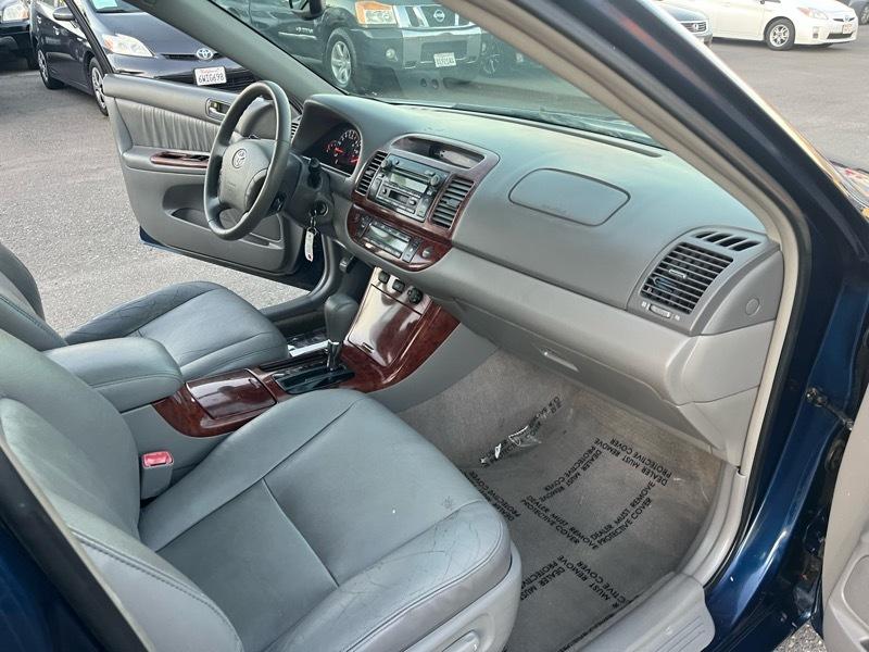 Toyota Camry Standard 2006