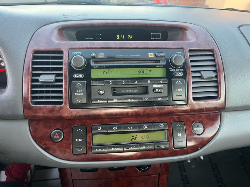 Toyota Camry Standard 2006