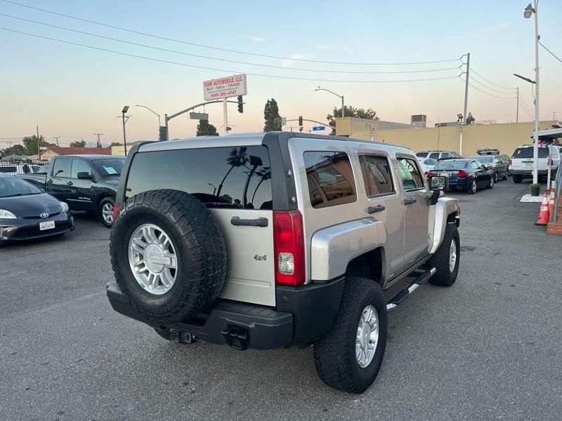 HUMMER H3  2006