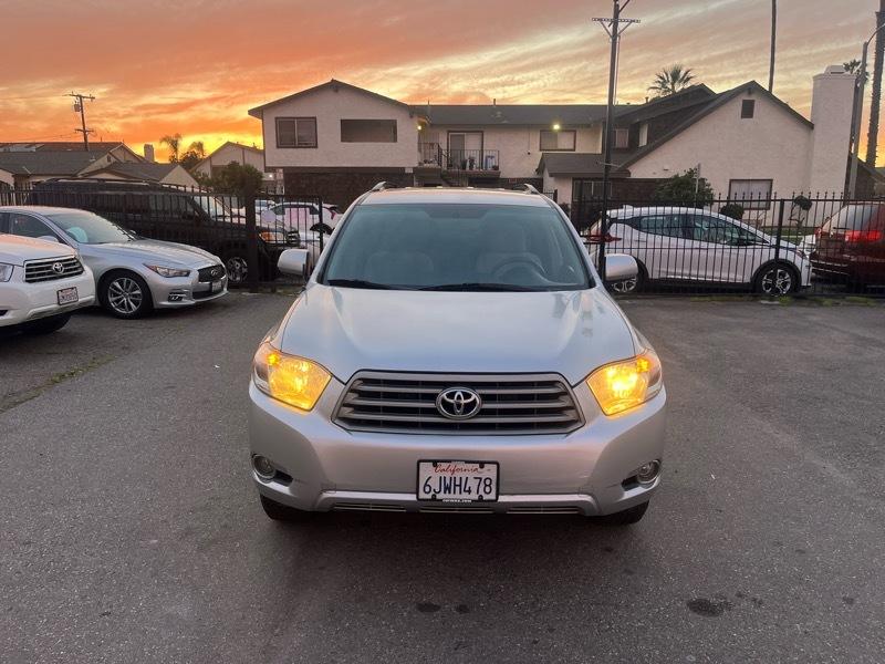 Toyota Highlander Base 2WD 2009