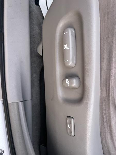 Toyota Highlander Base 2WD 2009