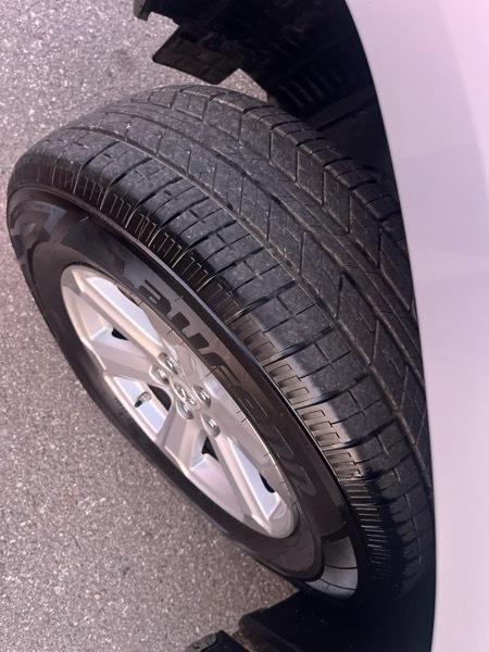 Toyota Highlander Base 2WD 2009