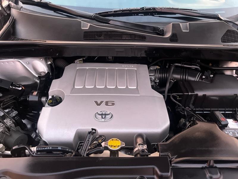 Toyota Highlander Base 2WD 2009