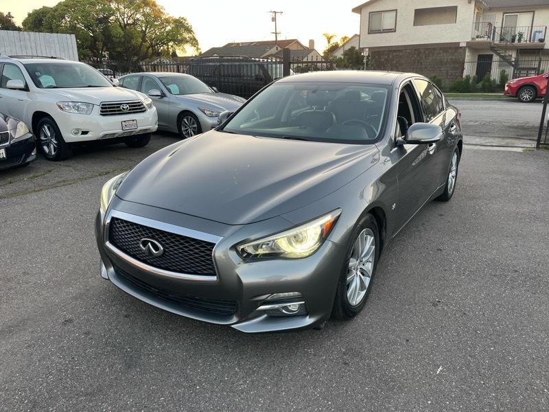 2015 Infiniti Q50 Base