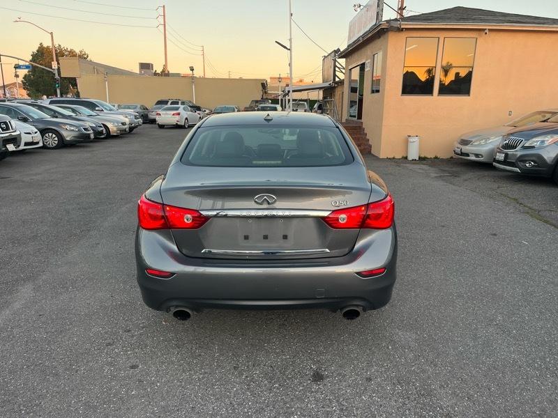 Infiniti Q50 Base 2015