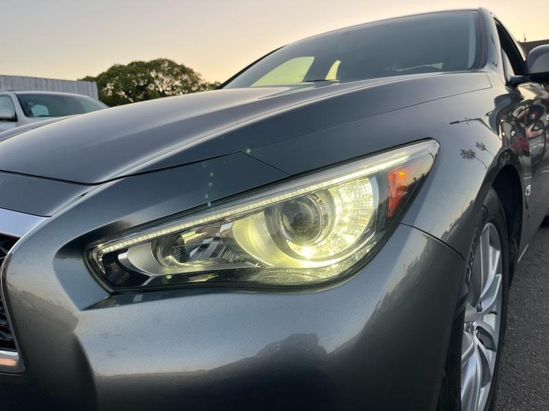 Infiniti Q50 Base 2015