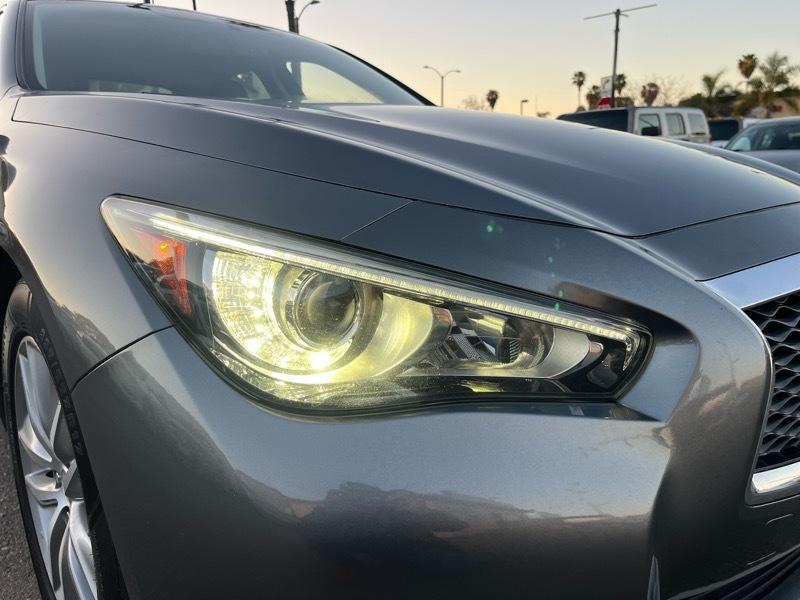 Infiniti Q50 Base 2015