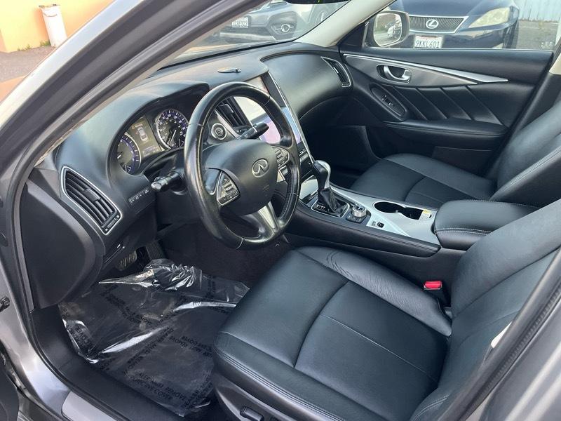 Infiniti Q50 Base 2015