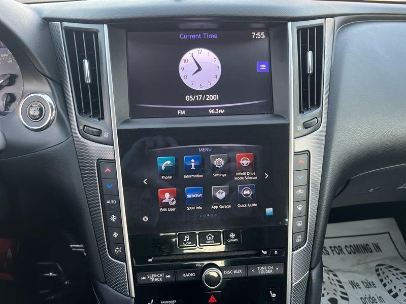 Infiniti Q50 Base 2015