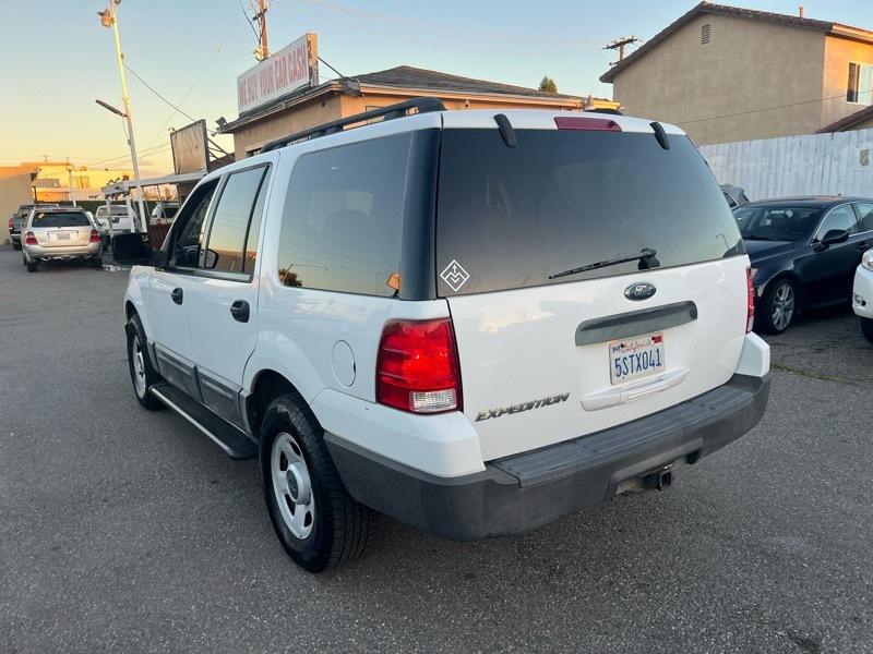 Ford Expedition XLS 2WD 2006