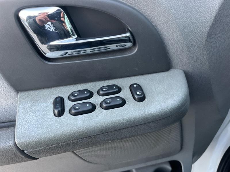 Ford Expedition XLS 2WD 2006