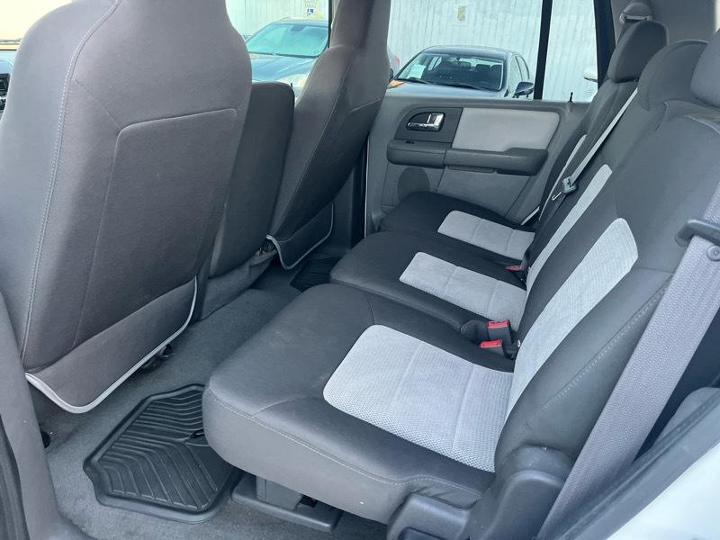 Ford Expedition XLS 2WD 2006