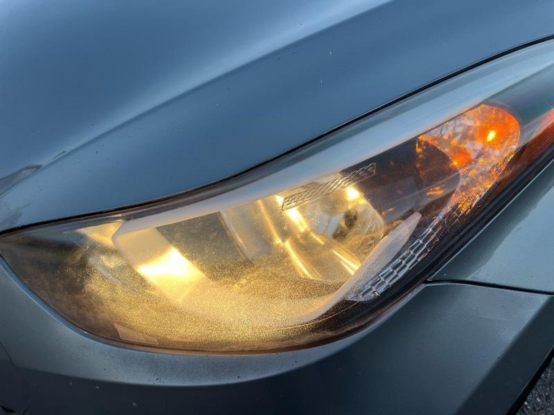 Hyundai Elantra SE 6AT 2015