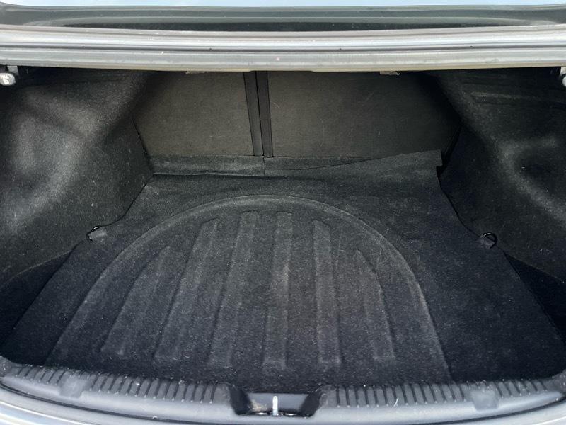 Hyundai Elantra SE 6AT 2015