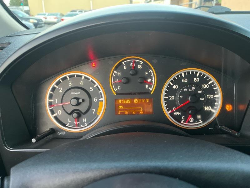 Nissan Titan LE Crew Cab 2WD LWB 2008