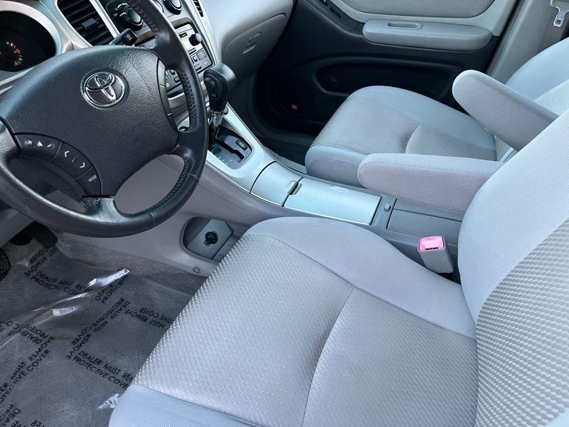 Toyota Highlander Limited V6 2WD 2006