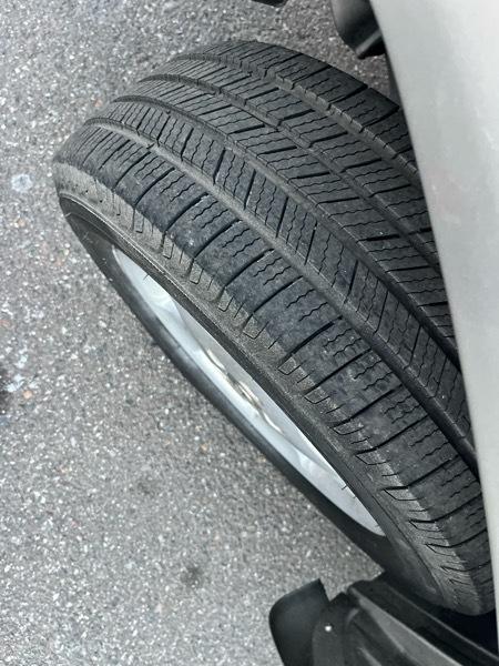 Toyota Highlander Limited V6 2WD 2006