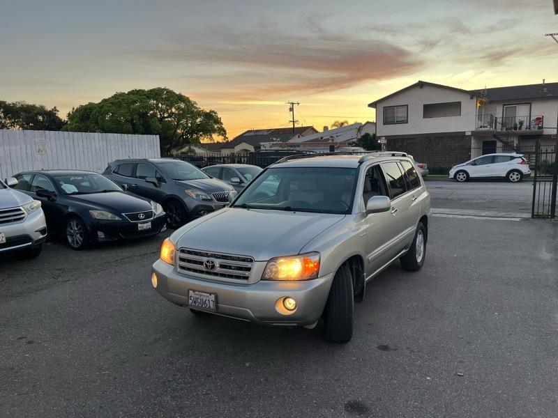 Toyota Highlander Limited V6 2WD 2006