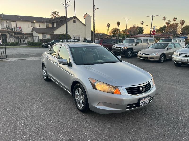 Honda Accord LX-P Sedan AT 2010