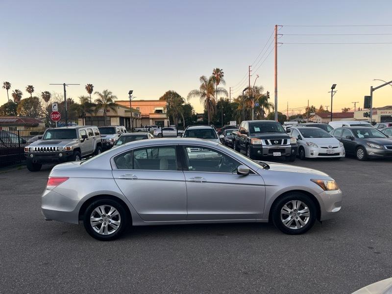 Honda Accord LX-P Sedan AT 2010