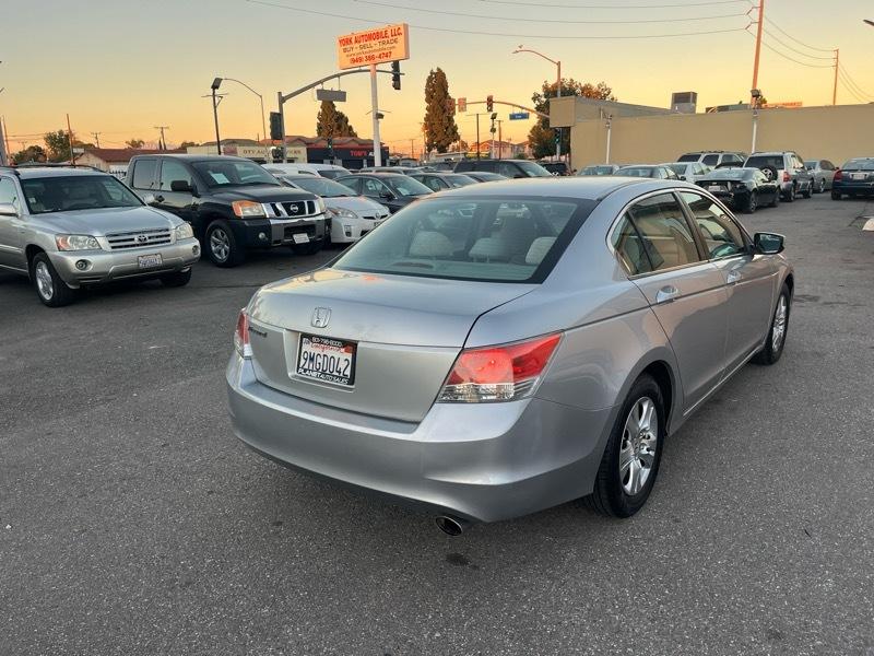Honda Accord LX-P Sedan AT 2010
