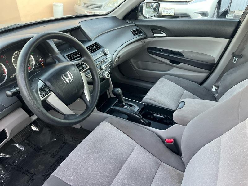 Honda Accord LX-P Sedan AT 2010