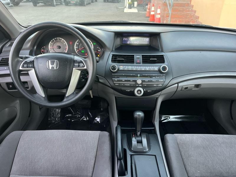 Honda Accord LX-P Sedan AT 2010