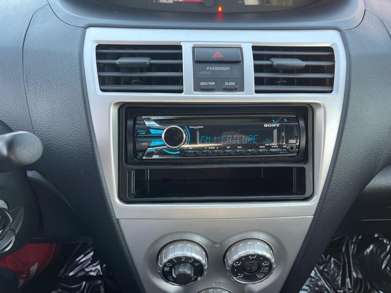 Toyota Yaris Sedan 2007