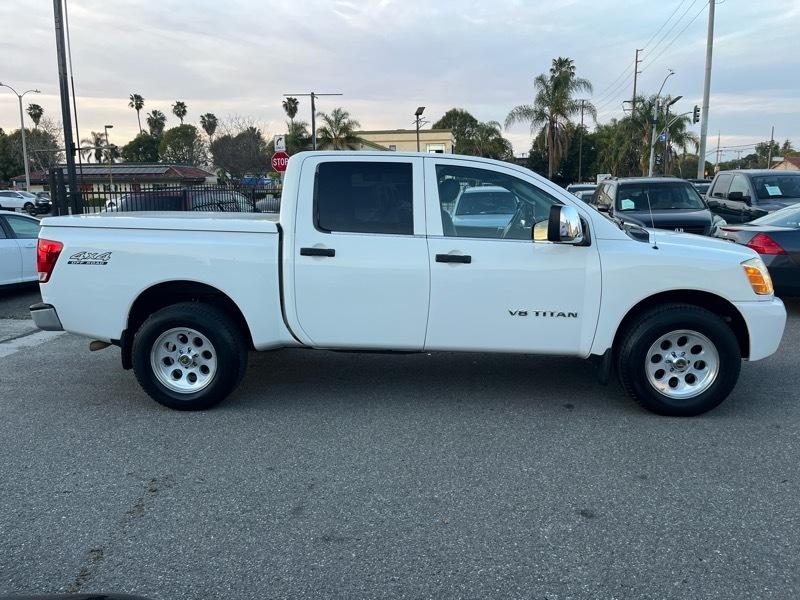 Nissan Titan XE Crew Cab 4WD 2005