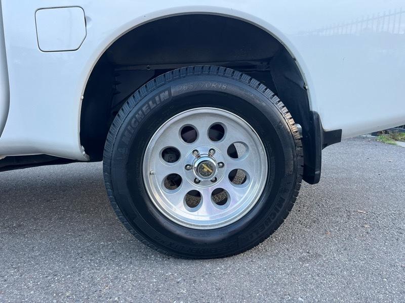 Nissan Titan XE Crew Cab 4WD 2005