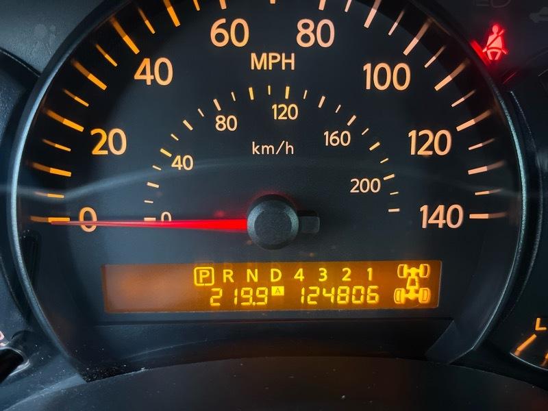 Nissan Titan XE Crew Cab 4WD 2005