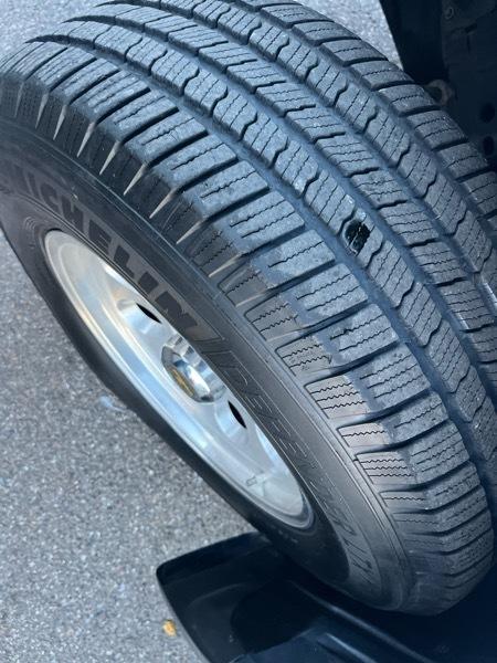 Nissan Titan XE Crew Cab 4WD 2005