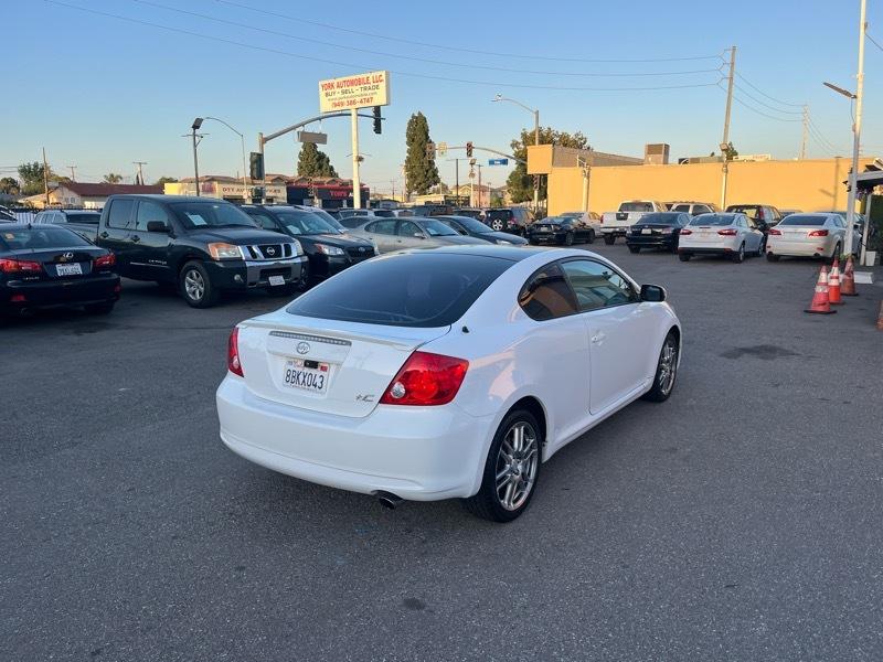 Scion tC Sport Coupe 2006