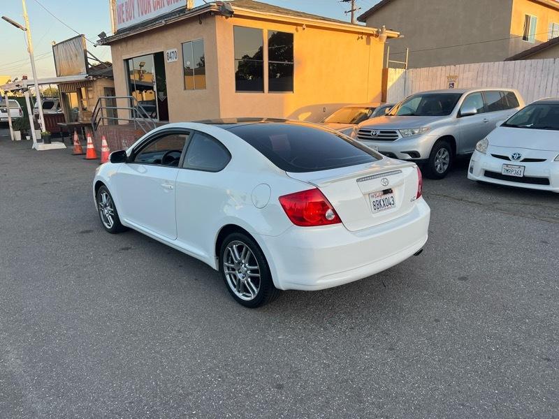 Scion tC Sport Coupe 2006