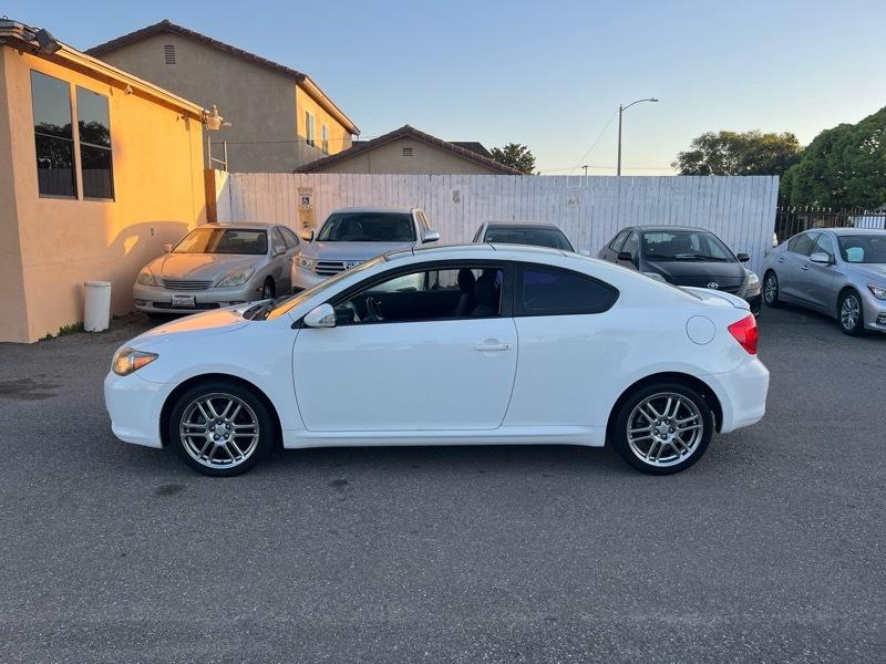 Scion tC Sport Coupe 2006