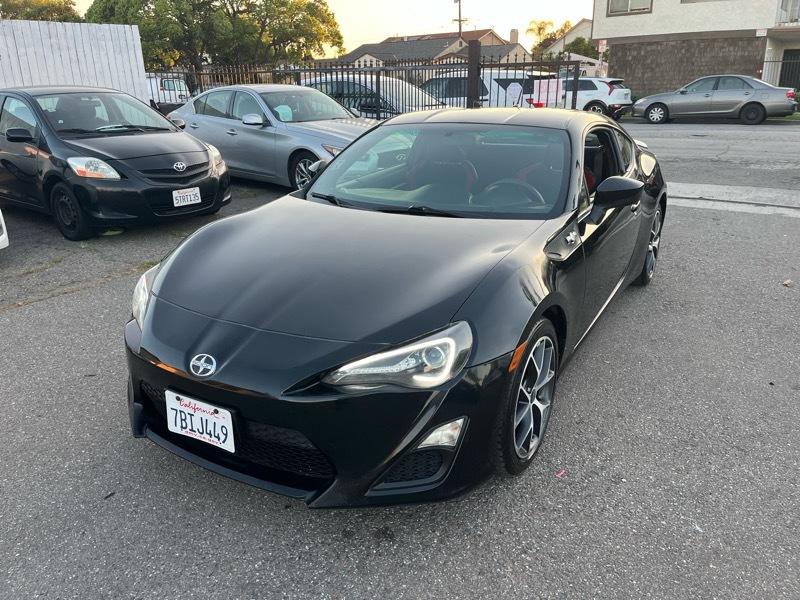 Scion FR-S 6MT 2013