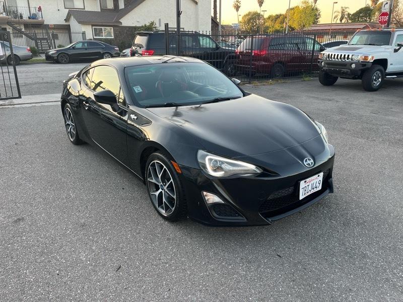 Scion FR-S 6MT 2013