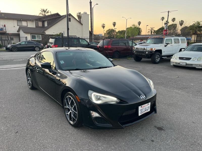 Scion FR-S 6MT 2013