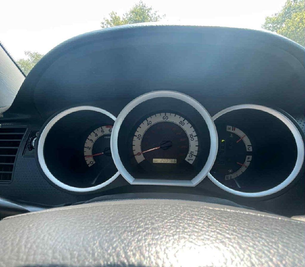 Toyota Tacoma PreRunner Double Cab V6 Auto 2WD 2013